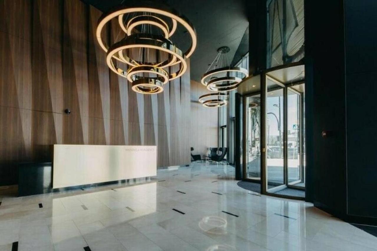 Apartament Mennica Residence - Golden Apartments - Comfortable And Stylish ワルシャワ エクステリア 写真